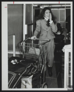 Céline Dion (Source: Bibliothèque et Archives nationales du Québec, BAnQ Vieux-Montréal, Fonds La Presse, (06M,P833,S2,D1619), P.H. Talbot)