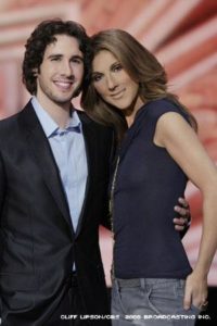 Josh Groban, Céline Dion (© Cliff Lipson/CBS ©2008 Broadcasting Inc. All Rights Reserved.)