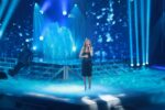 Celine performing "Je n'ai que toi au monde" on the set of ‘Céline Dion… Sans attendre’ (© OSA Images)